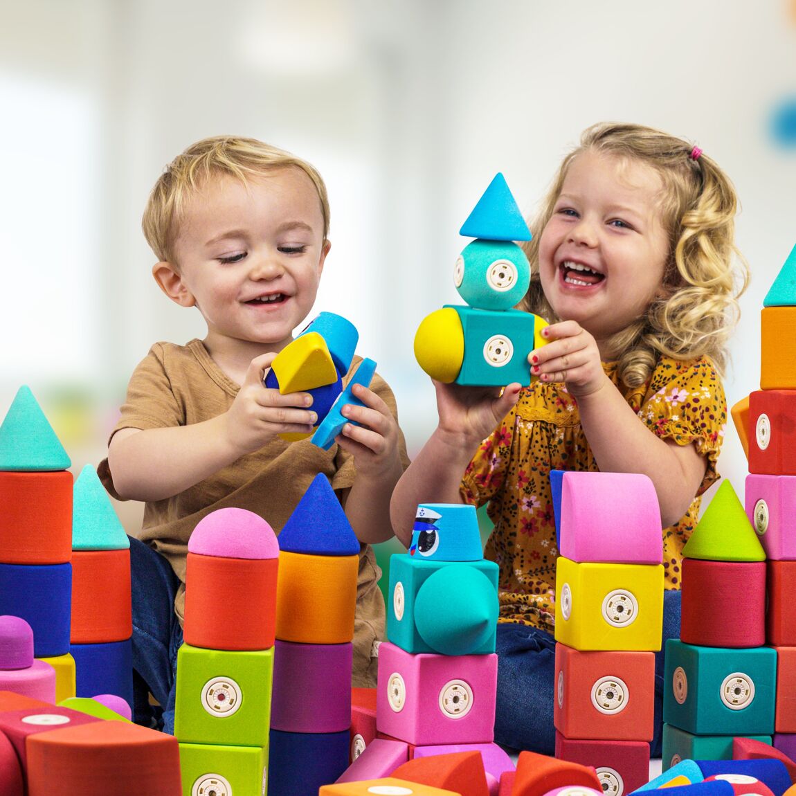 Blockaroo magnetic building blocks in a 50-piece jumbo set for endless construction fun.





 1 